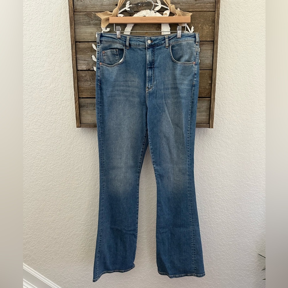 Anthropologie Pilcro The Icon stretch cotton flare jeans size 33 Tall NWT‎